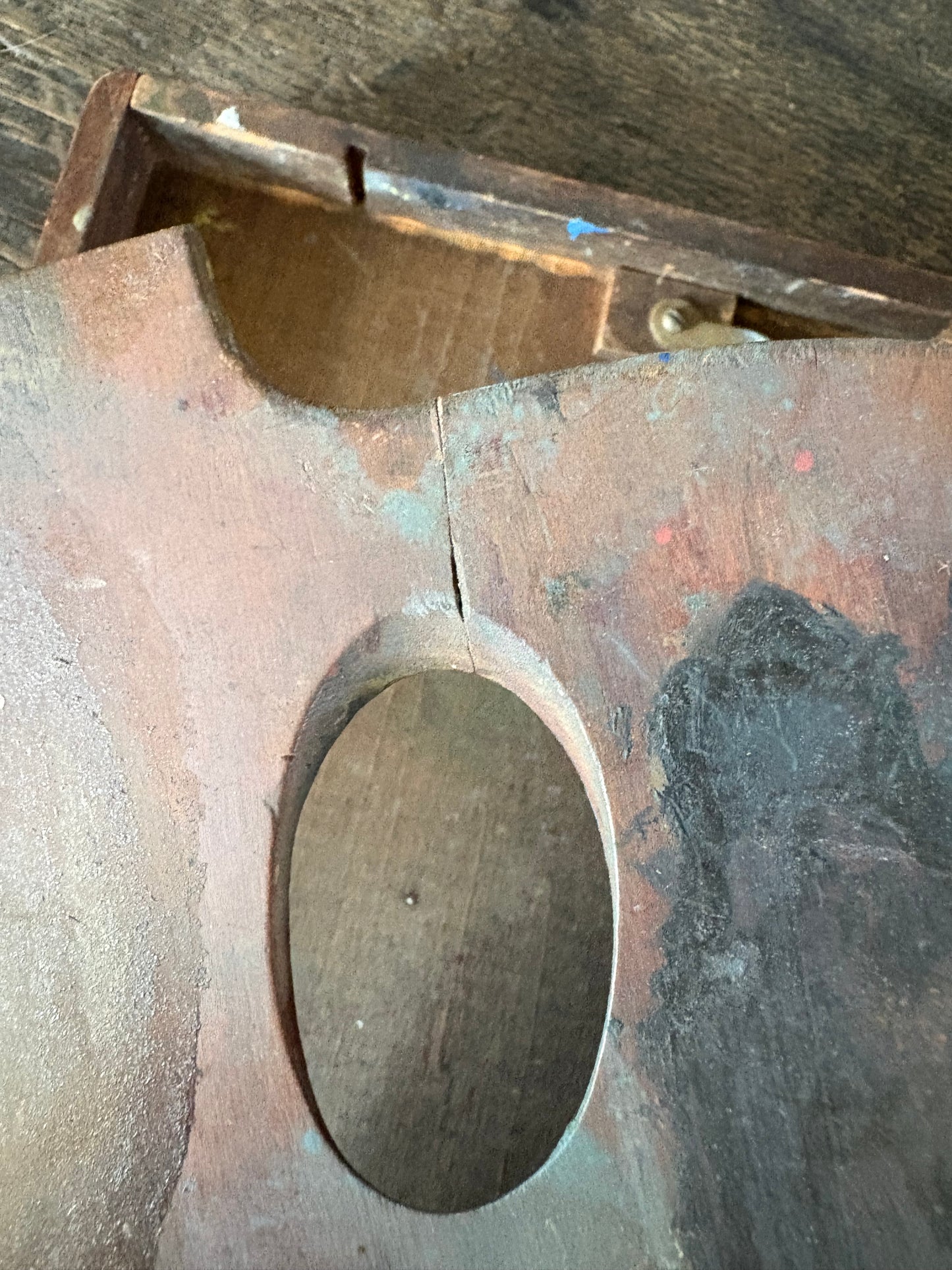 Antique art palette