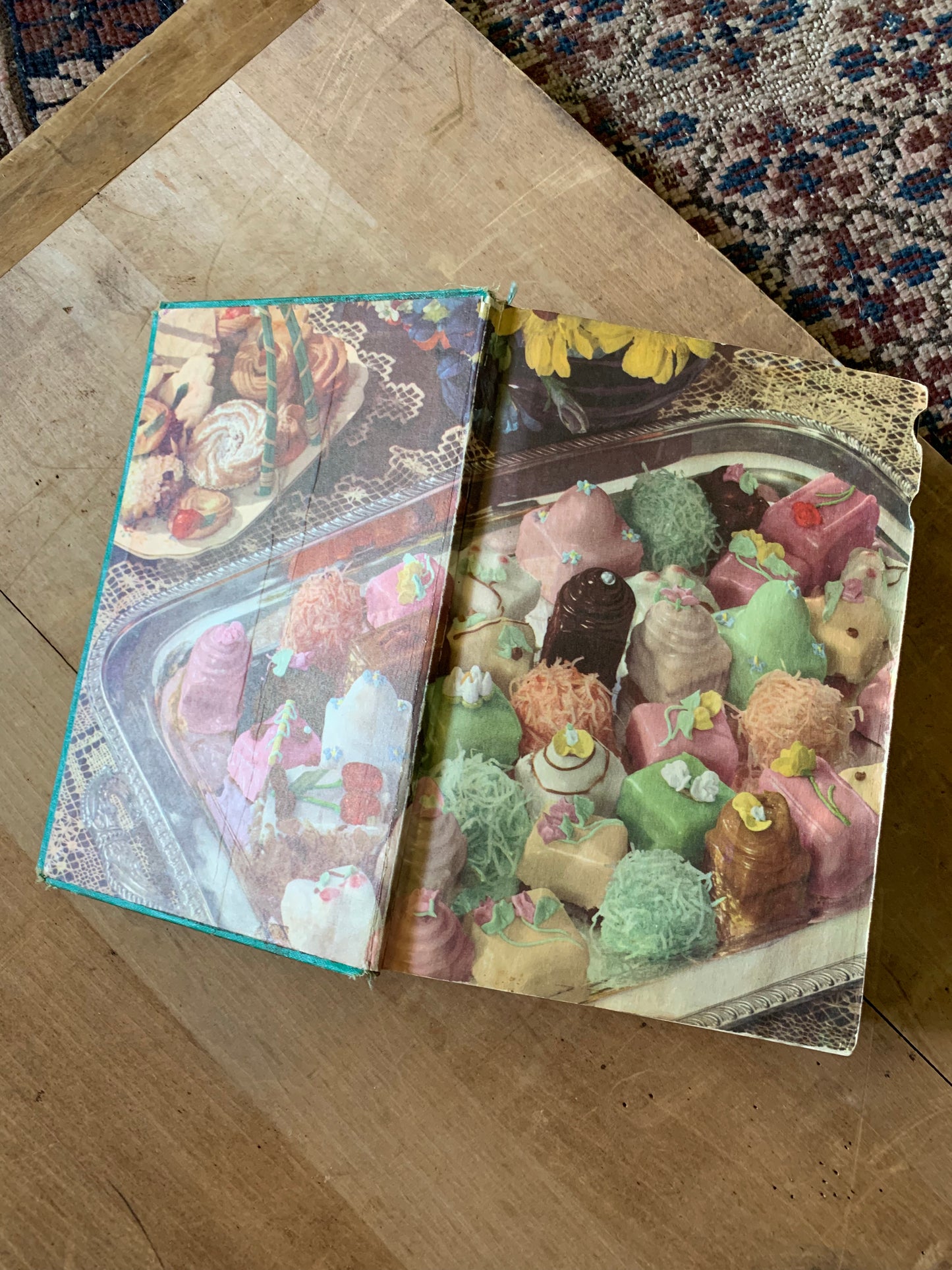 Vintage tabbed cook book