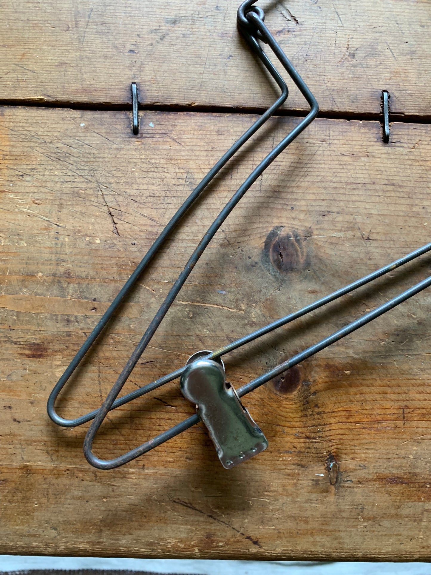 Vintage metal hanger set of 2