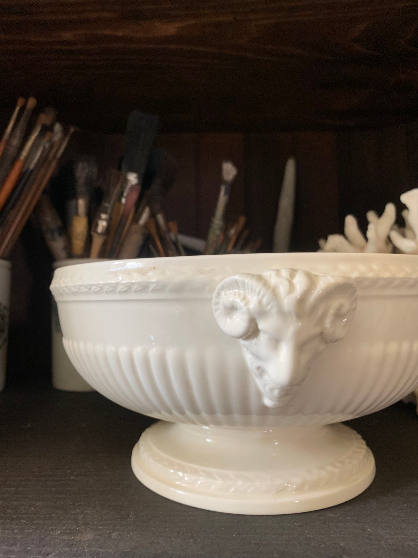 Vintage wedge wood ram head footed bowl