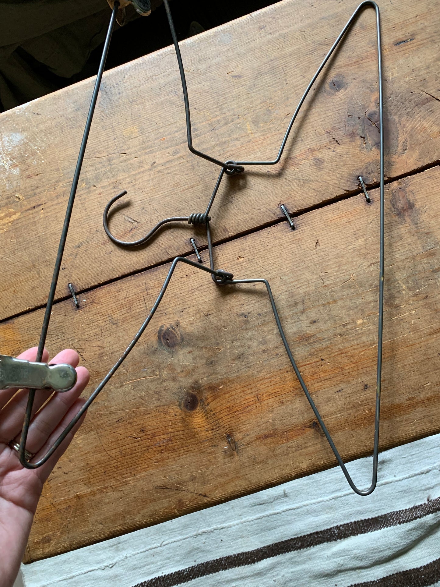 Vintage metal hanger set of 2