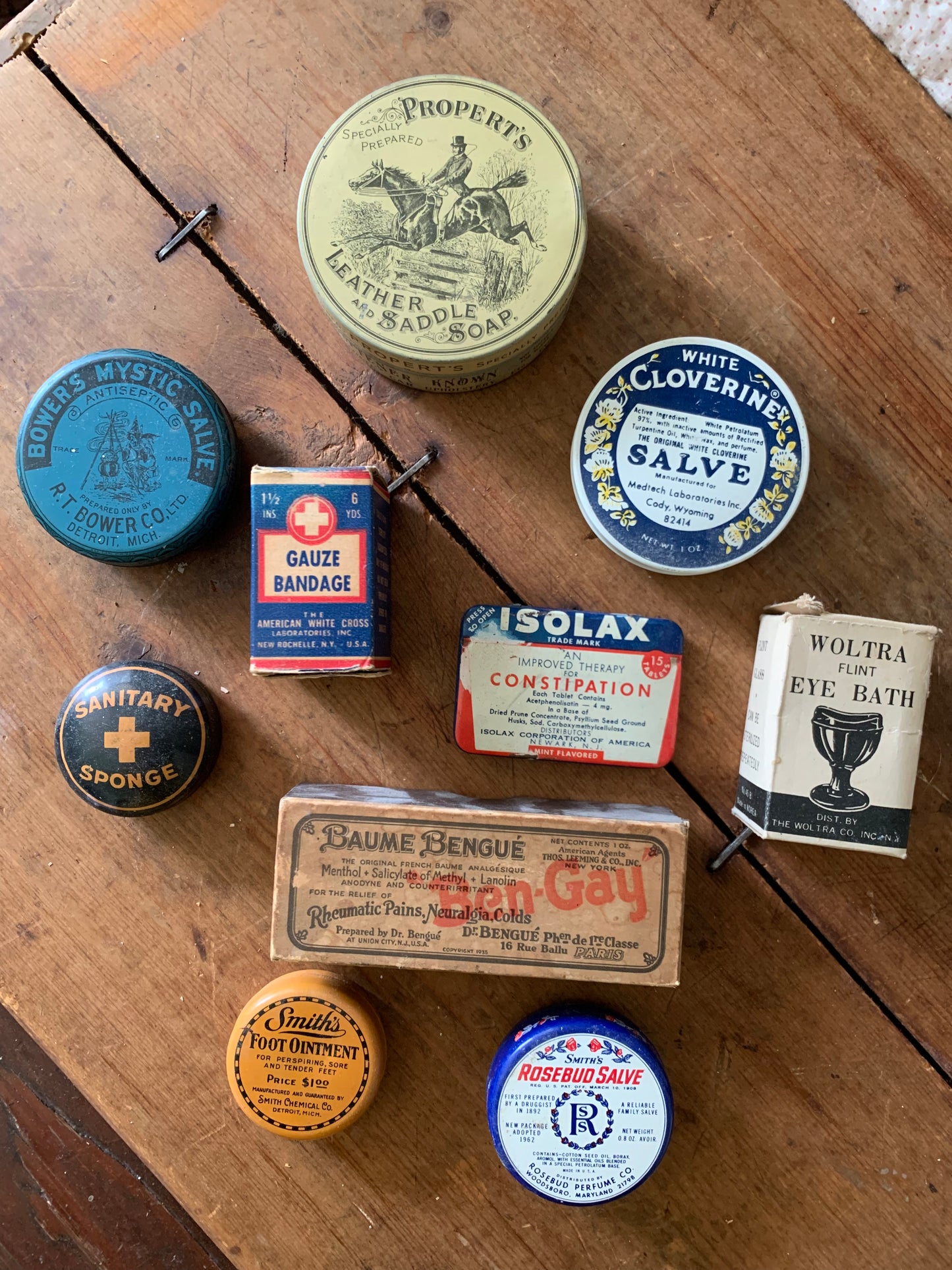 Vintage tin | medicine lot