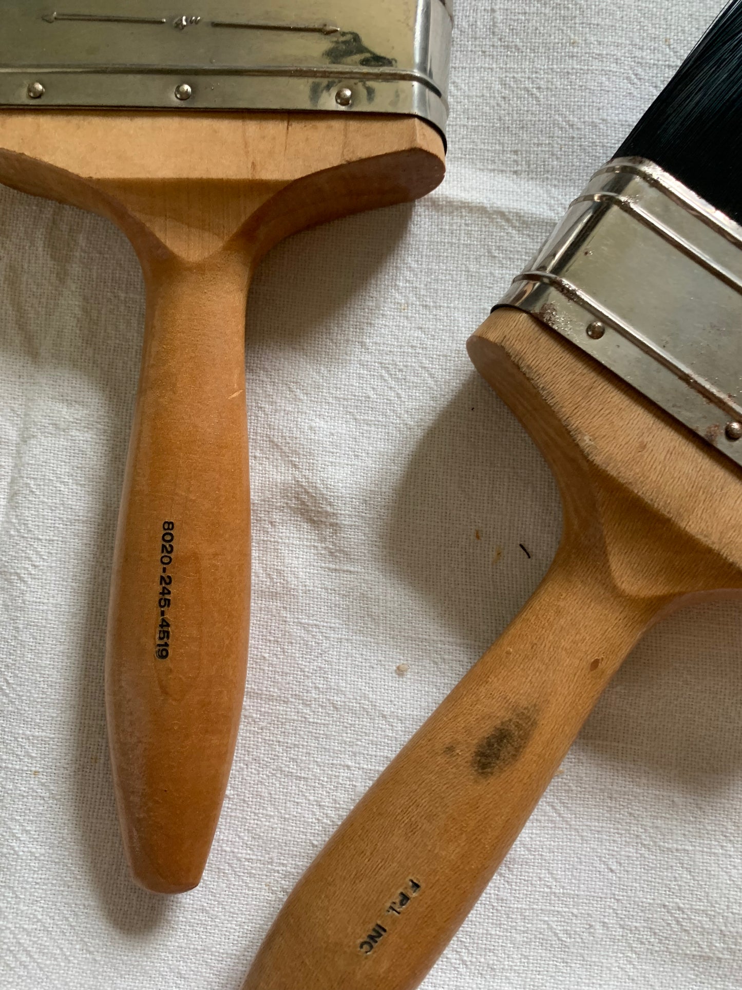 Vintage large paint brush set