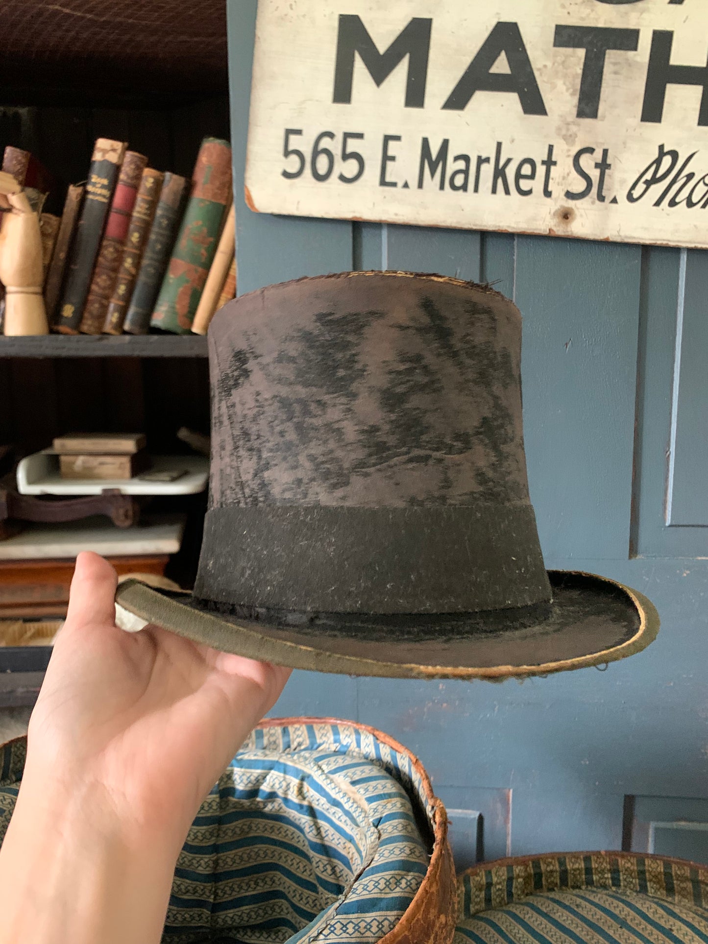 Antique 1800s leather hat box with original hat