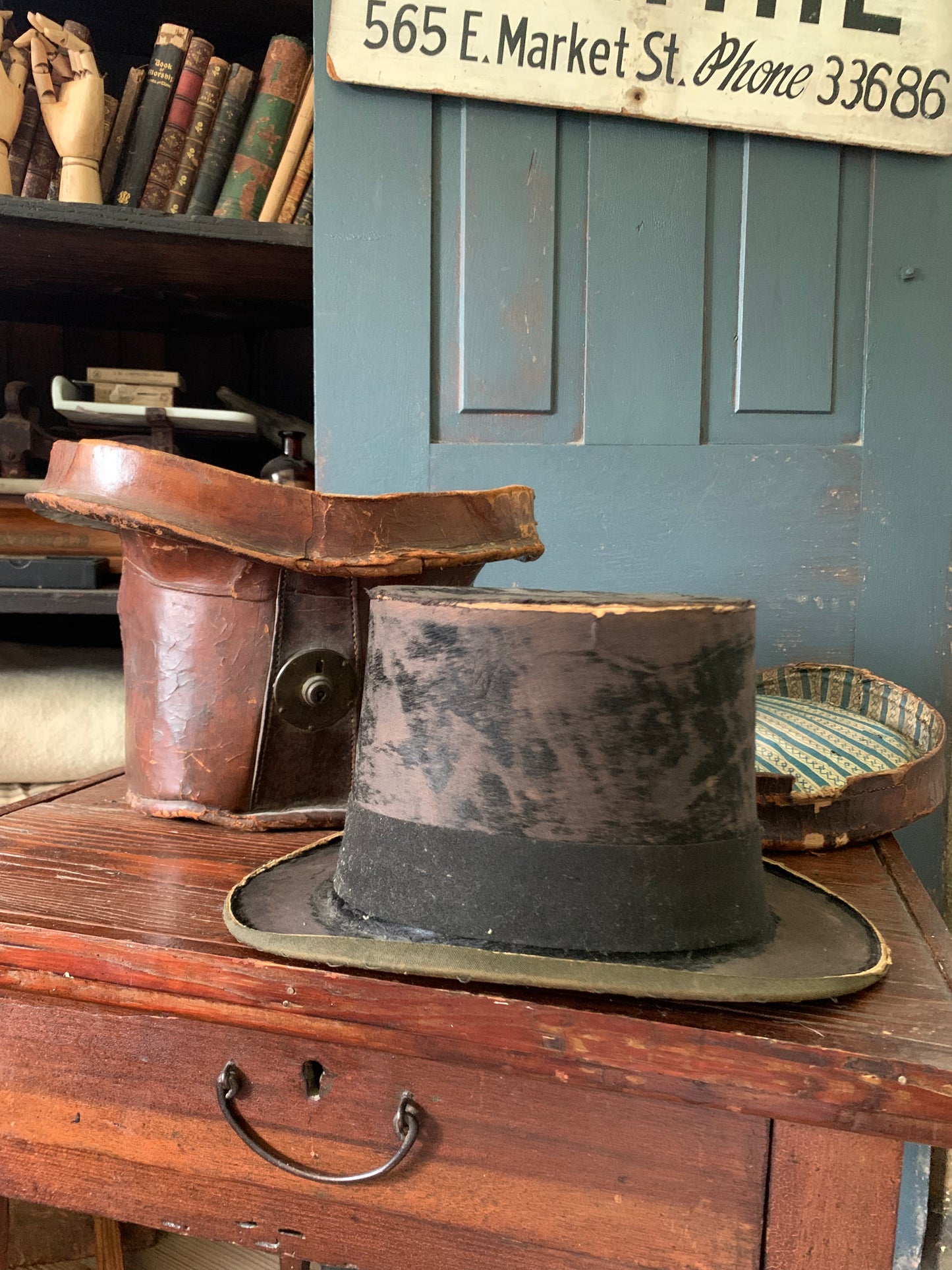Antique 1800s leather hat box with original hat