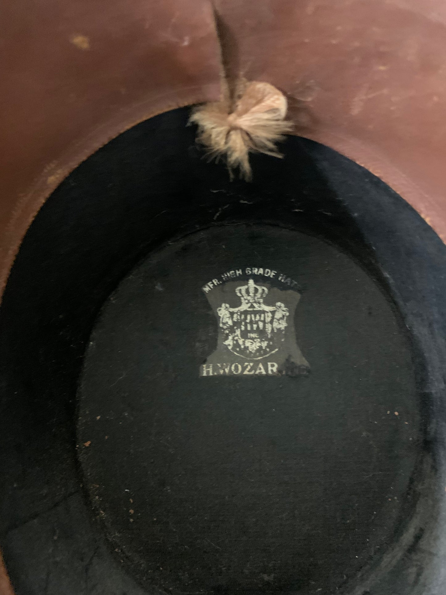 Antique 1800s leather hat box with original hat