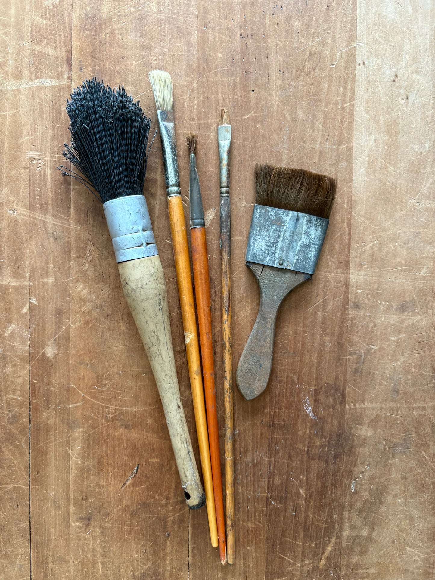 Vintage paint brush lot