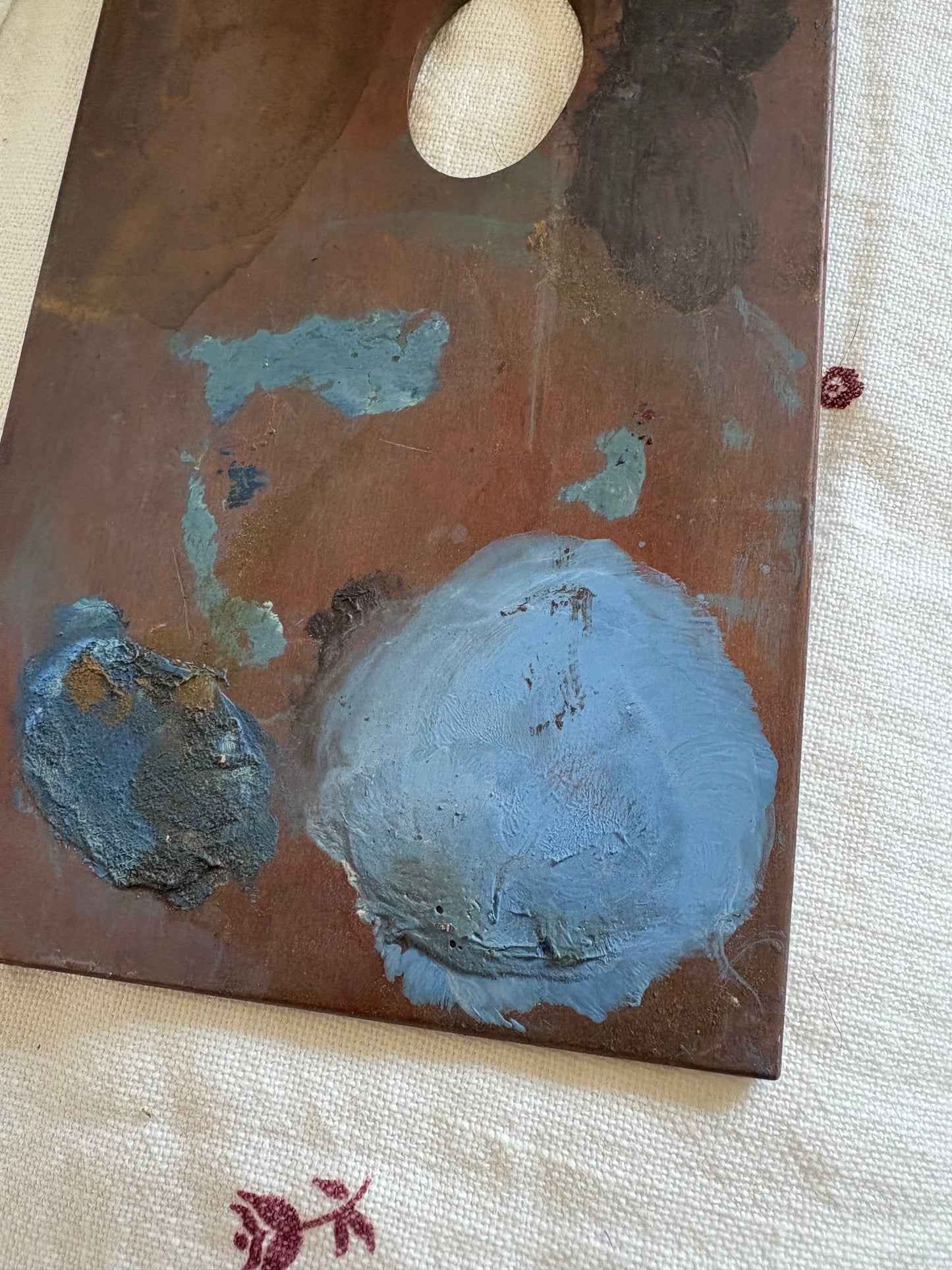 Antique art palette