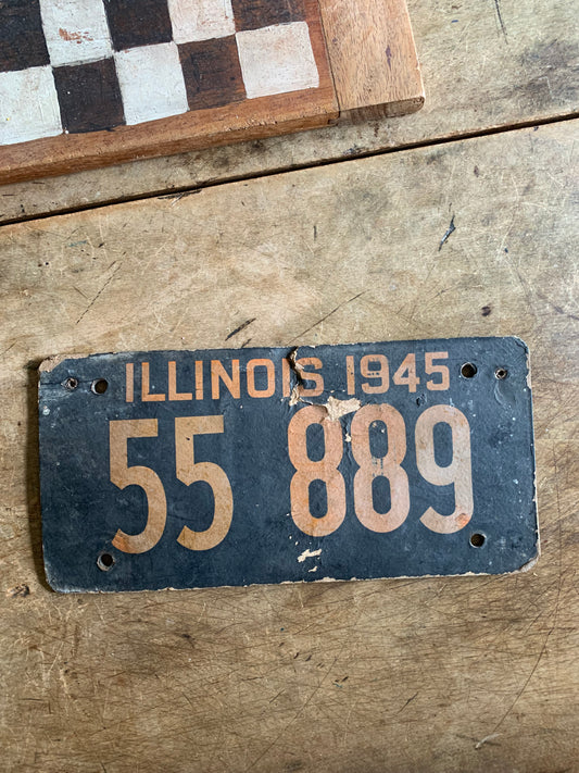 1945 Illinois license plate