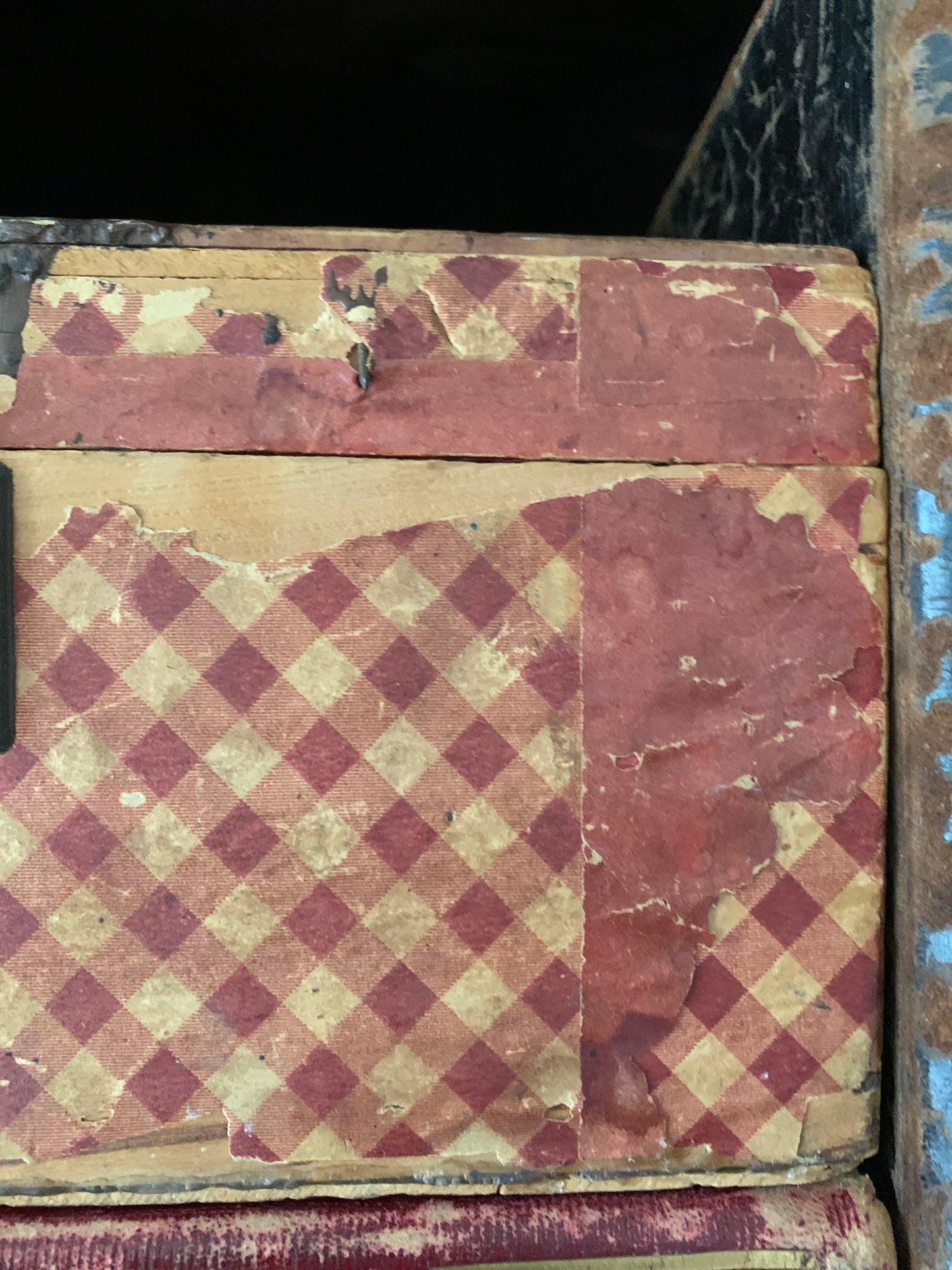 Vintage handmade box with checkered paper