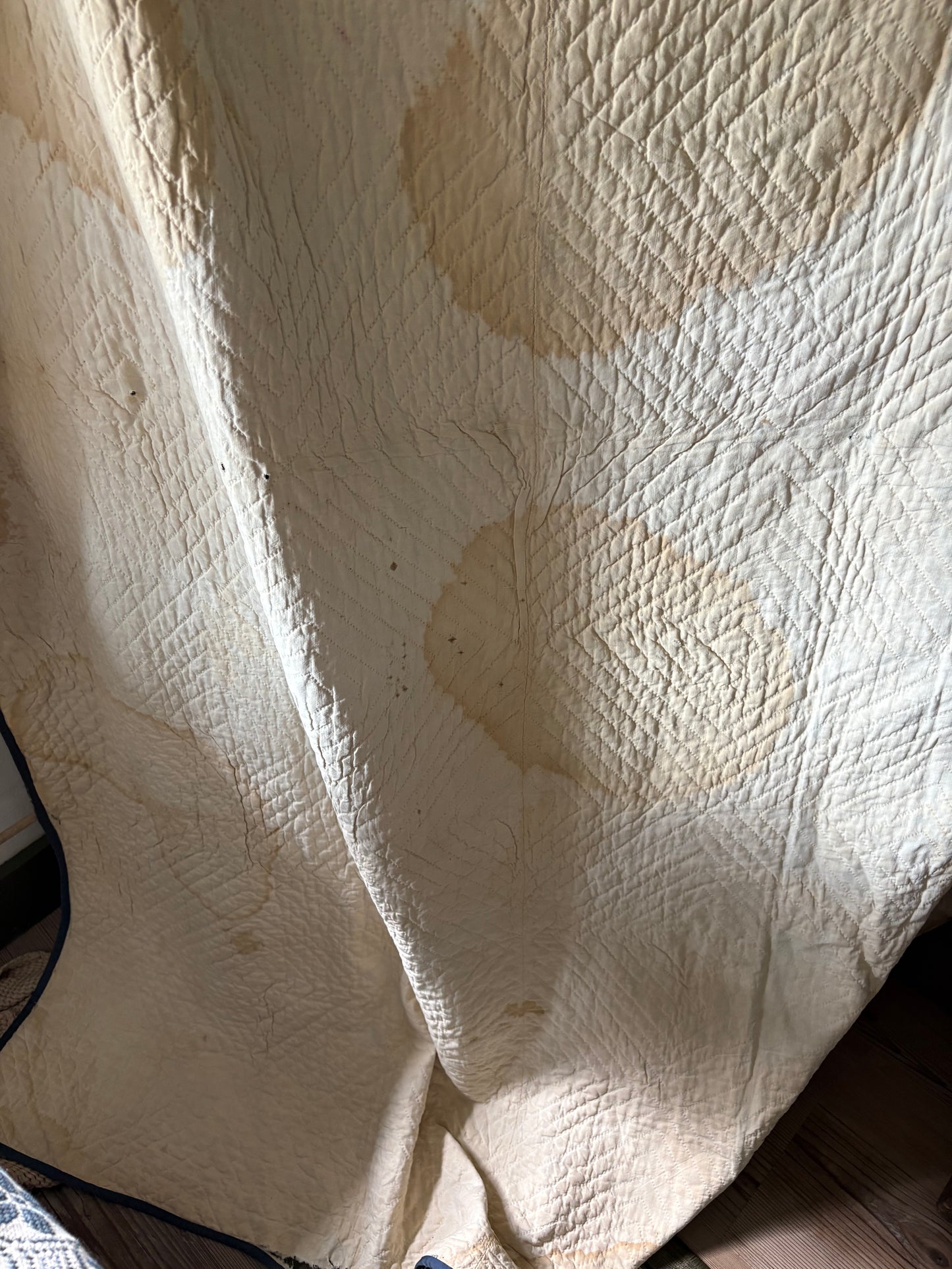 Early Antique star pattern quilt | indigo blue