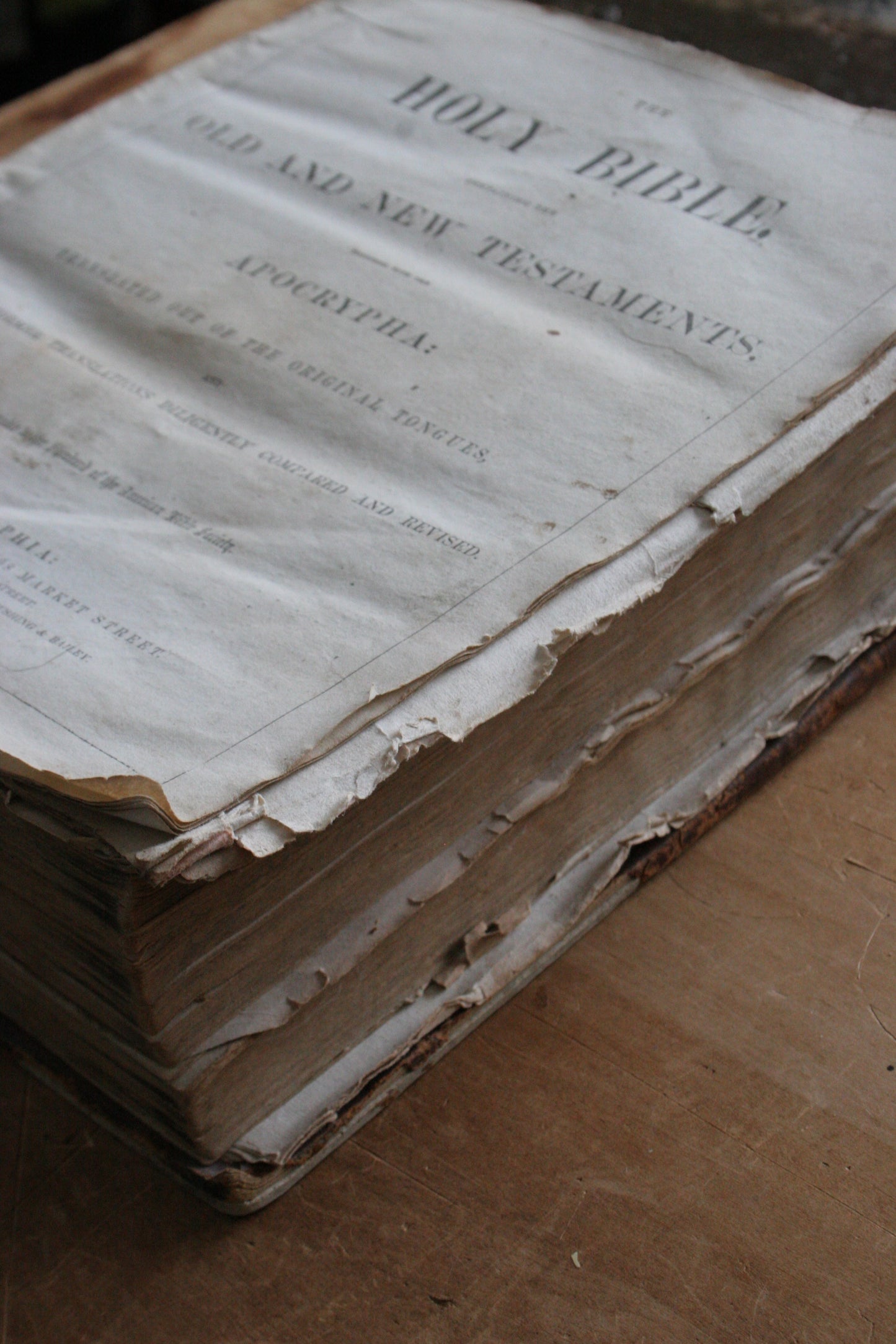 Antique family large Bible 1855 including apocrypha