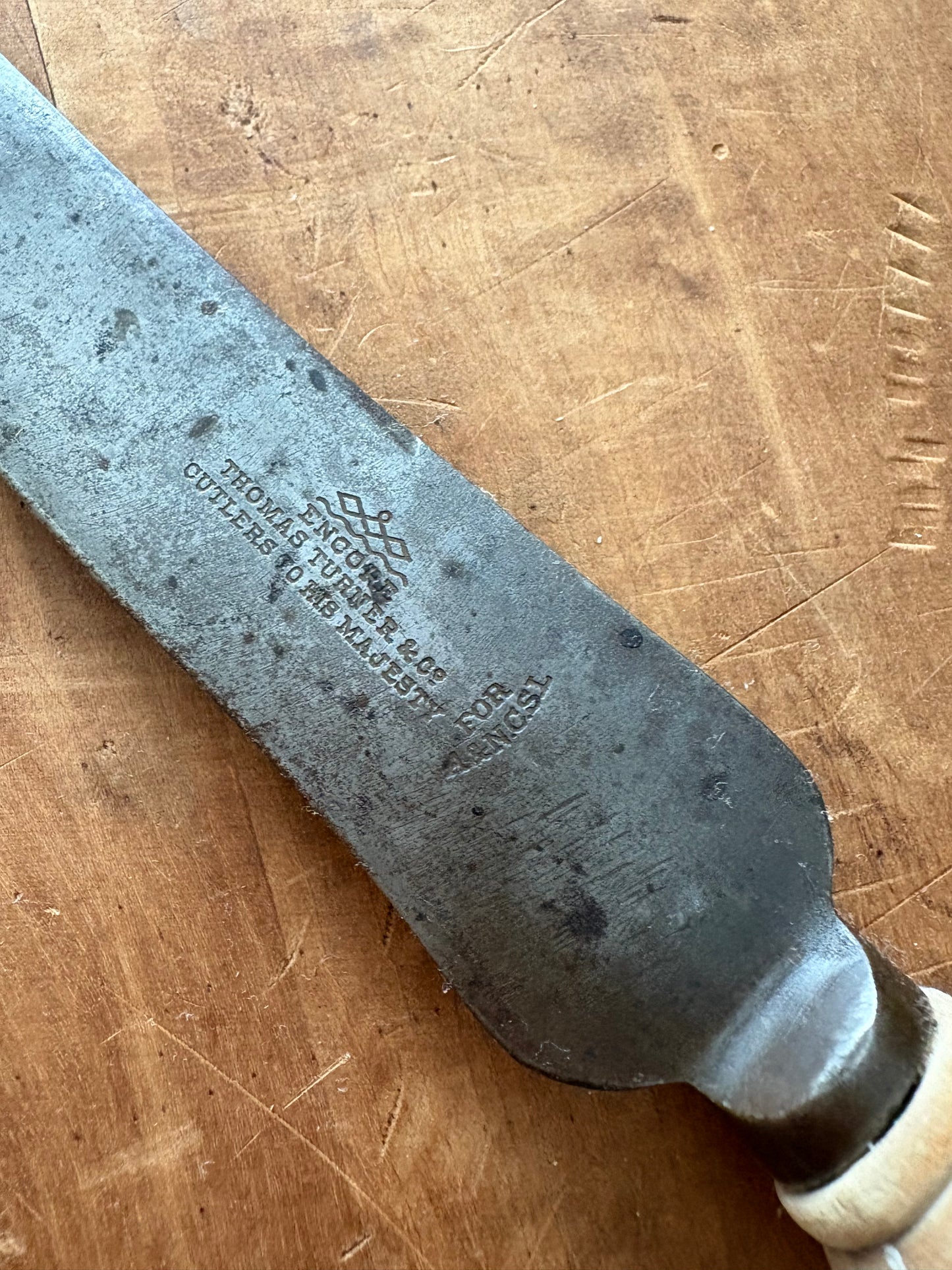 Antique wooden bread knife by Thomas Turner & Co. in Sheffield, England