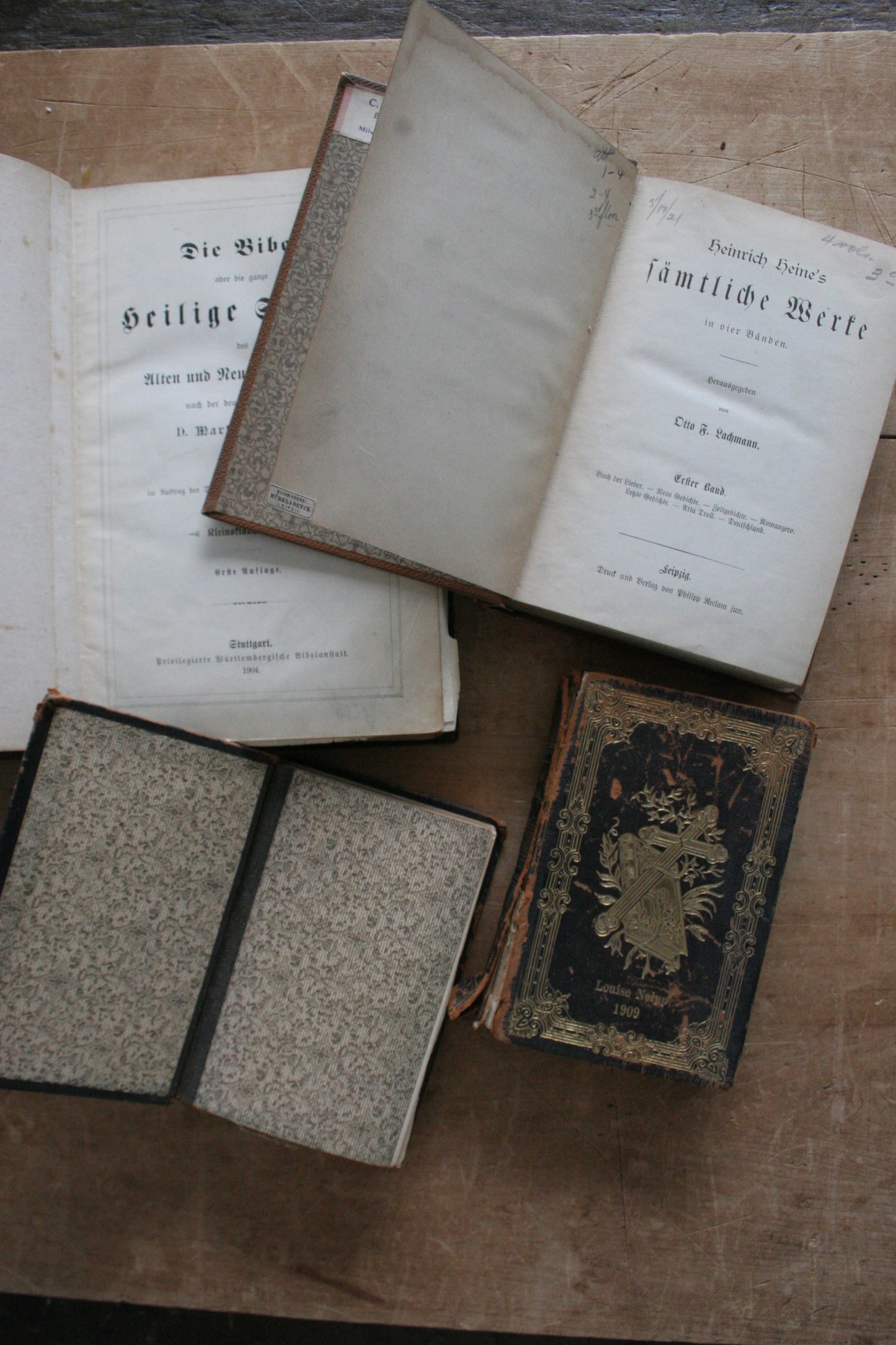 Antique early 1900s German bible & prayer books