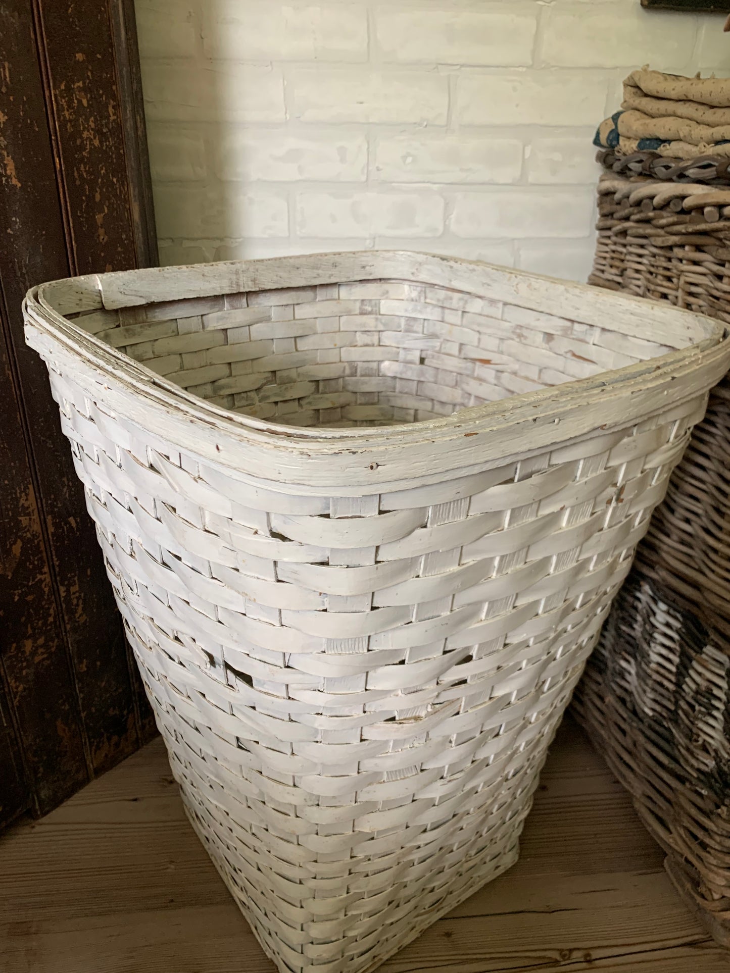 Antique white painted splint wood hamper/basket