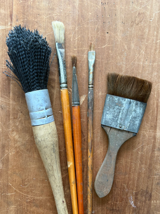 Vintage paint brush lot