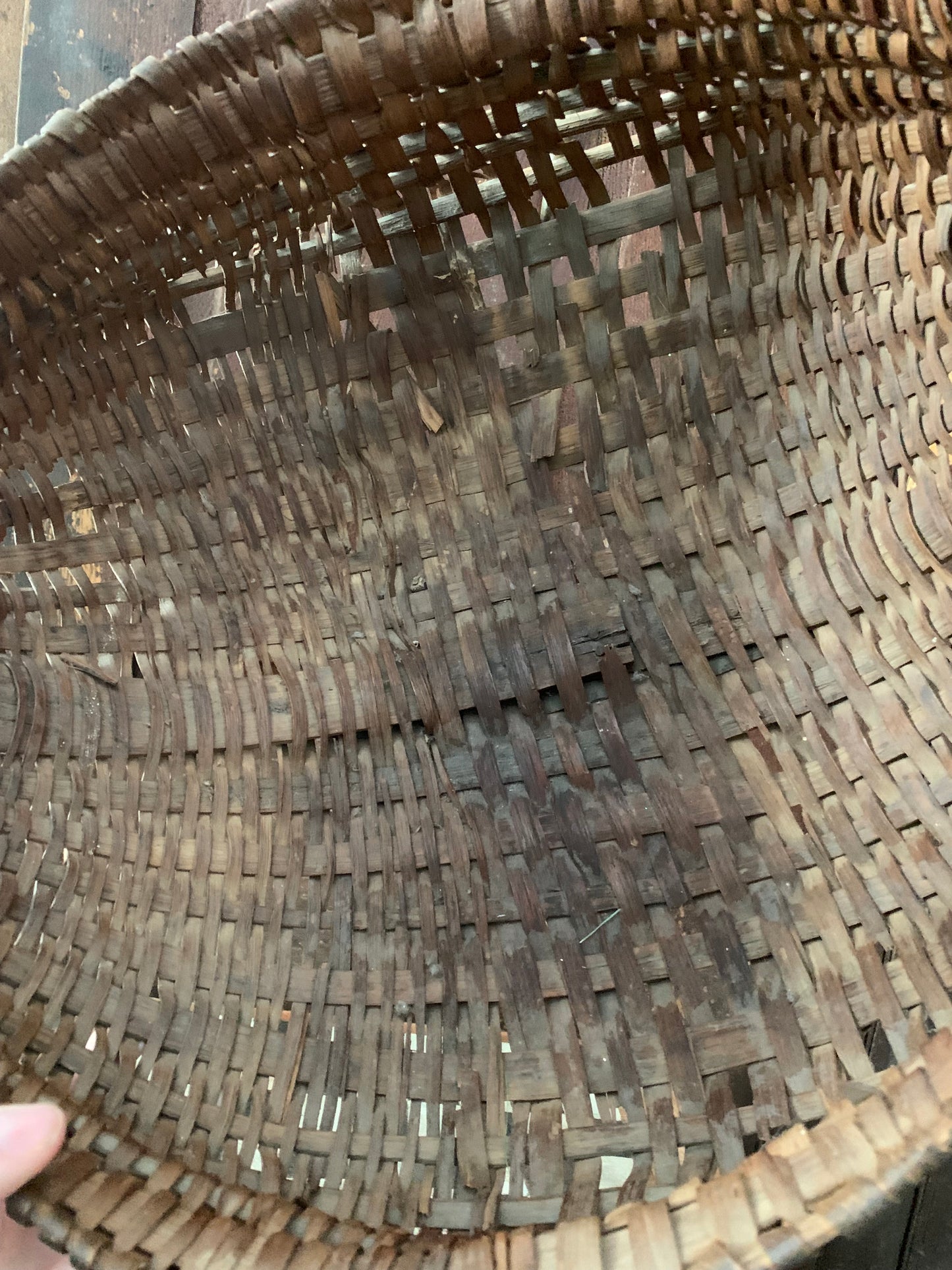 Antique primitive buttocks gathering basket