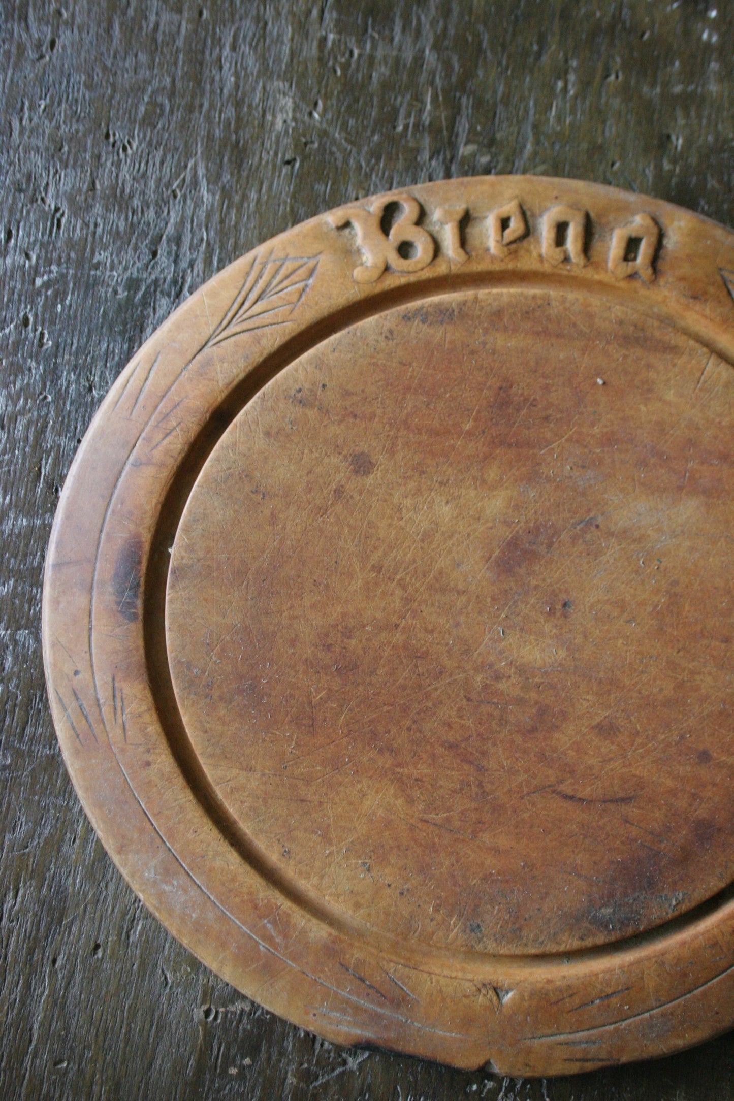 Antique bread cutting board