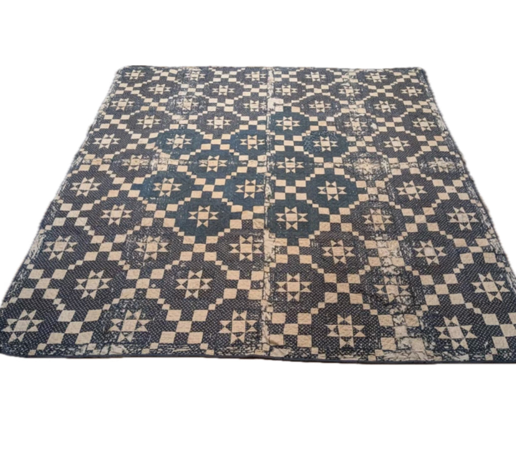 Early Antique star pattern quilt | indigo blue